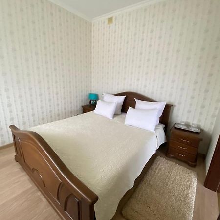 Motel Sarny  外观 照片