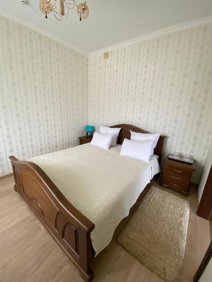 Motel Sarny  外观 照片